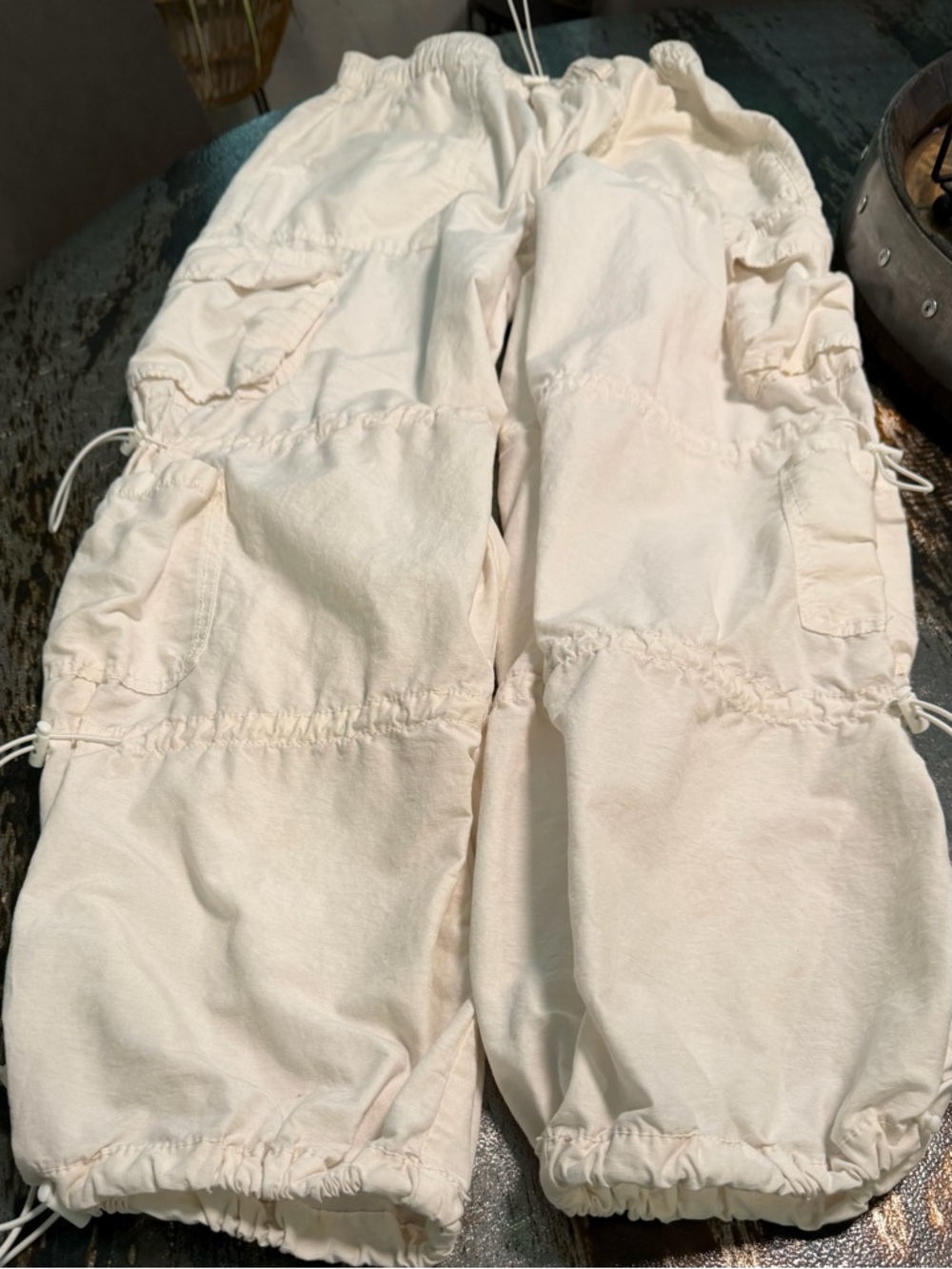 Aeropostale Off White Parachute Cargo Pant